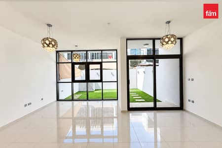 Townhouse de 3 chambres à à louer à DAMAC Hills 2 (Akoya by DAMAC), Dubai - Maison de ville à DAMAC Hills 2 (Akoya by DAMAC),Janusia, 3 chambres, 95000 AED - 16829377 Townhouse de 3 chambres à à louer à DAMAC Hills 2 (Akoya by DAMAC), Dubai - Maison de ville à DAMAC Hills 2 (Akoya by DAMAC),Janusia, 3 chambres, 95000 AED - 16829377