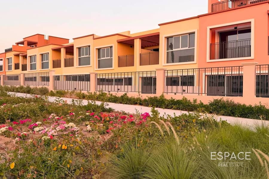 Villa a DAMAC Lagoons,Nice, 4 camere da letto, 2599999 AED - 16829481 Villa a DAMAC Lagoons,Nice, 4 camere da letto, 2599999 AED - 16829481