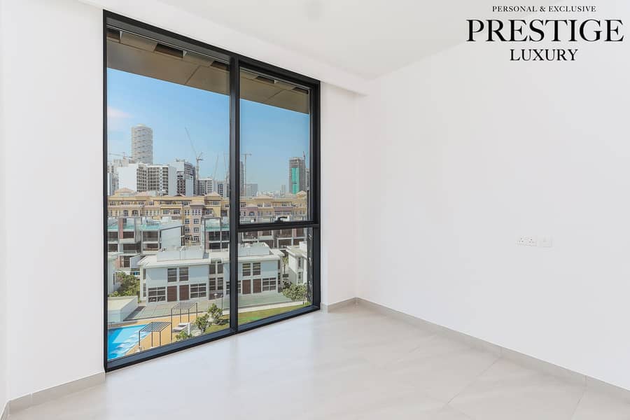 17 PONE9158. jpg