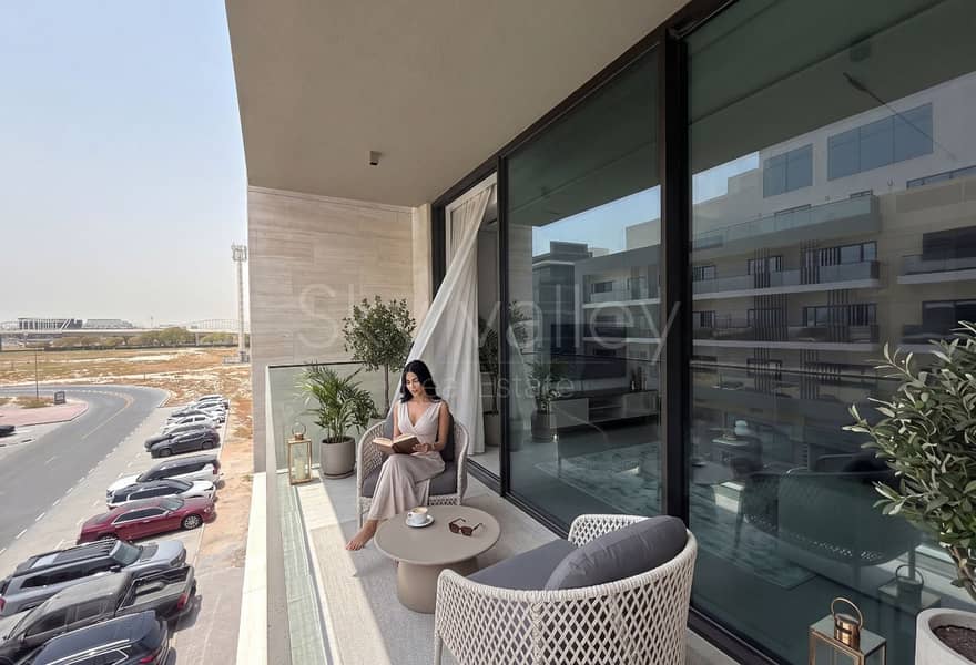 9 302 Balcony. jpg. jpeg