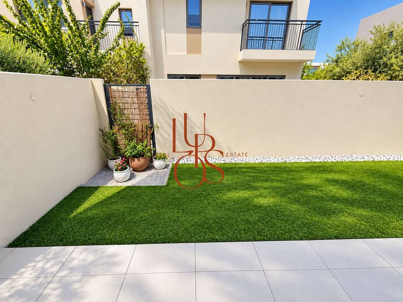 14 05_Lupos_Luxury_Portal. jpg