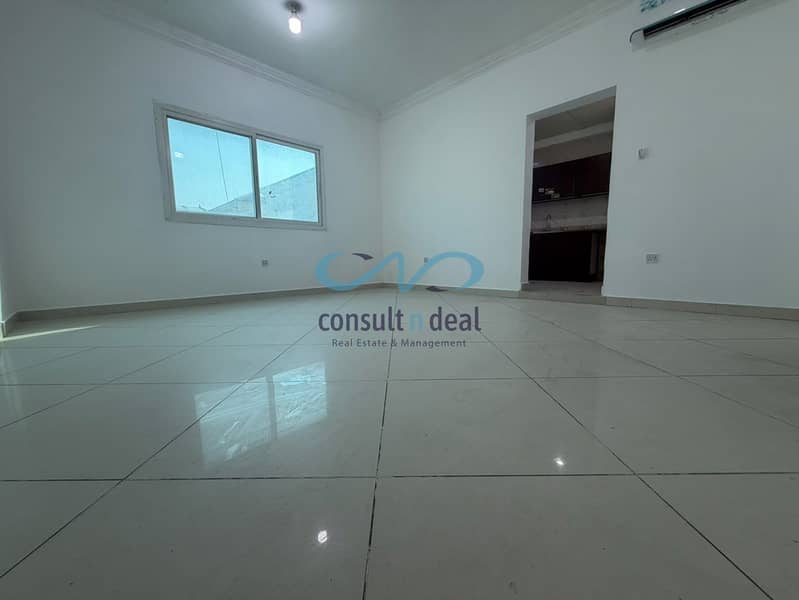 11 ad15bd35-6126-44cc-9796-aa03719f2dba. jpg