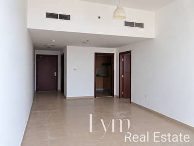 1 Camera Appartamento in affitto a Dubai Production City (IMPZ), Dubai - Empty Beige-Tiled Apartment Interior. png
