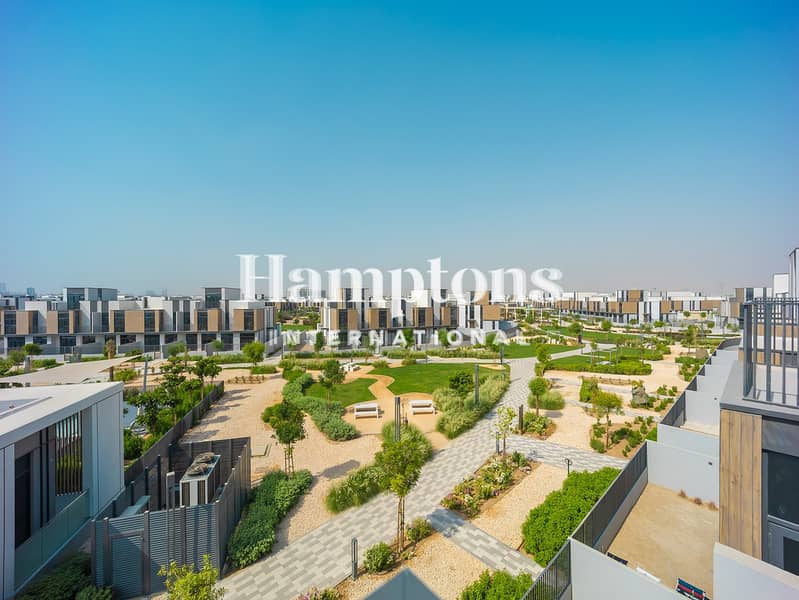 Single Row | G+2 Park Facing | Perfect Condition Single Row | G+2 Park Facing | Perfect Condition