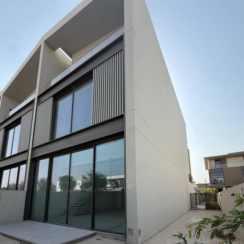 Rijwoning in Nad Al Sheba Gardens,Nad Al Sheba Gardens 2, 3 slaapkamers, 360000 AED - 16831536 Rijwoning in Nad Al Sheba Gardens,Nad Al Sheba Gardens 2, 3 slaapkamers, 360000 AED - 16831536