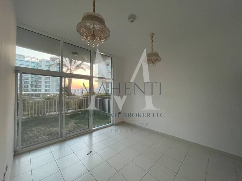 2 One Bed Studio City Rent 2. jpeg