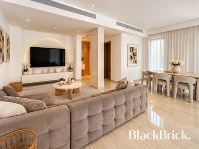 4 Bedroom Townhouse for Sale in Tilal Al Ghaf, Dubai - Upgraded | Closed Kitchen | Community Specialist