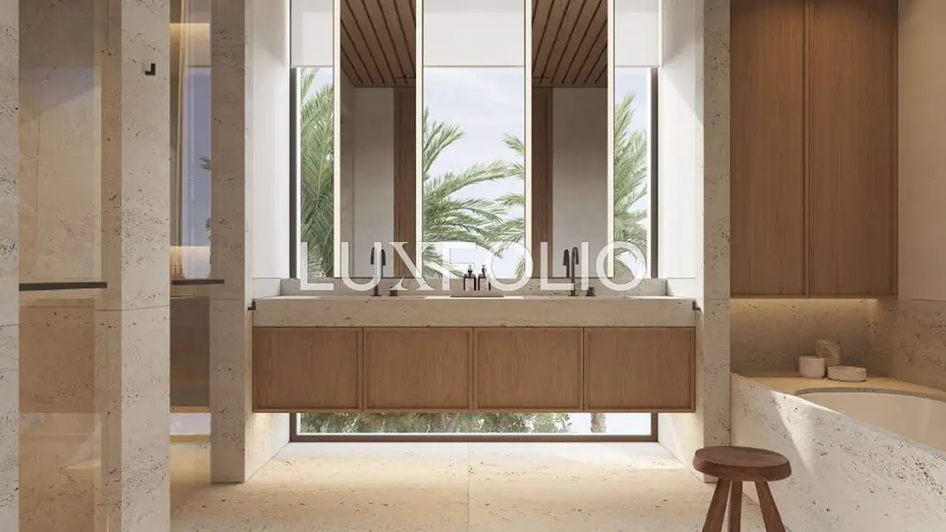 Corner Plot | Large Layout | Luxury