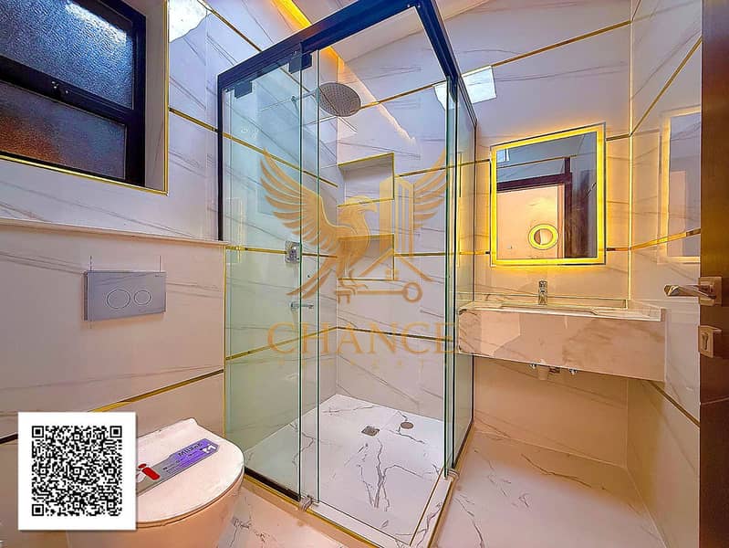 16 Villa_Photo_06_QR. jpg