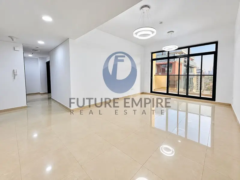 Bright 2BR Apartment | Balcony | Downtown View