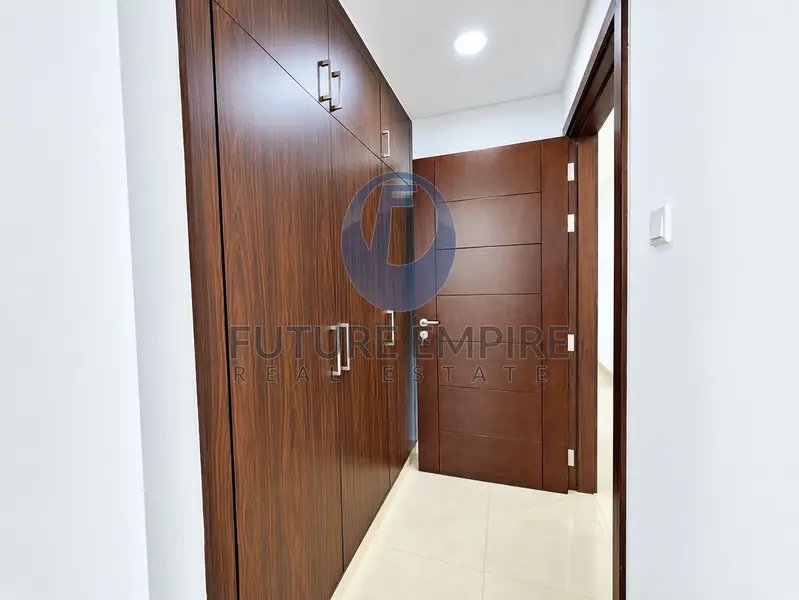 Bright 2BR Apartment | Balcony | Downtown View