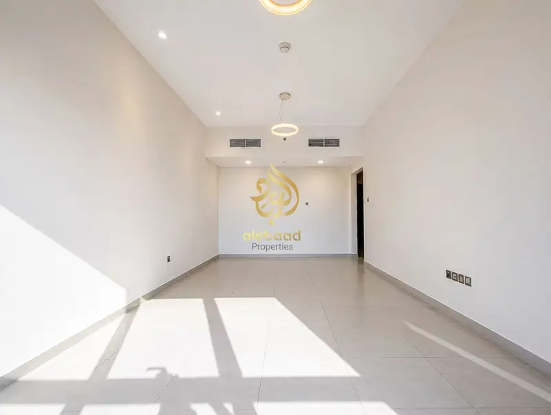 Huge Size | All Amenities | 4 Payments