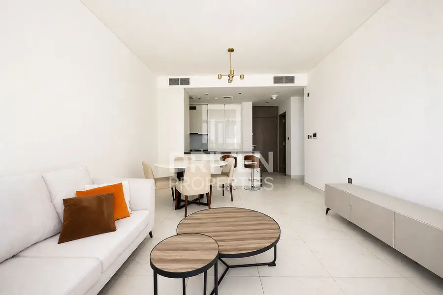 Vacant | Immaculate | Furnished | Maid’s Room