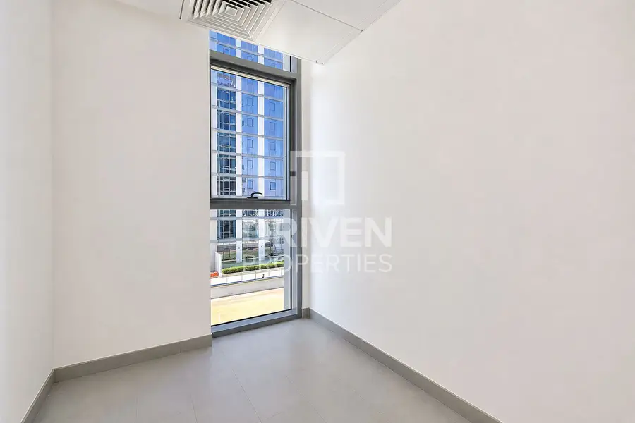 Vacant | Immaculate | Furnished | Maid’s Room