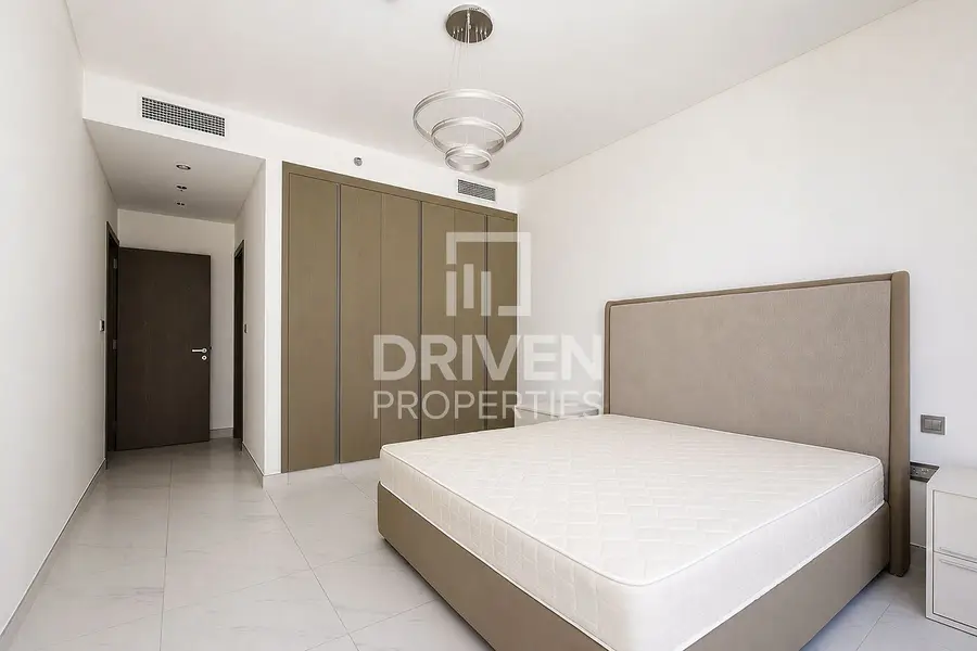 Vacant | Immaculate | Furnished | Maid’s Room