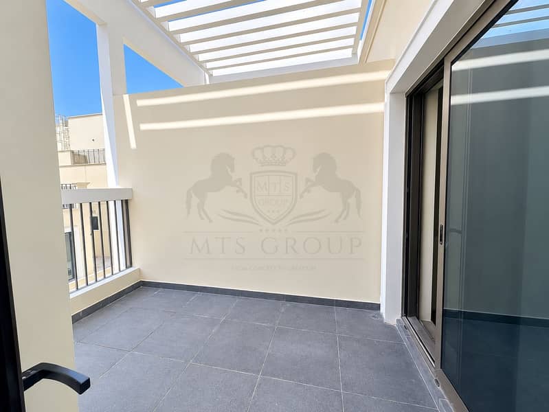 10 Modern Minimalist Balcony in Sunlight. png
