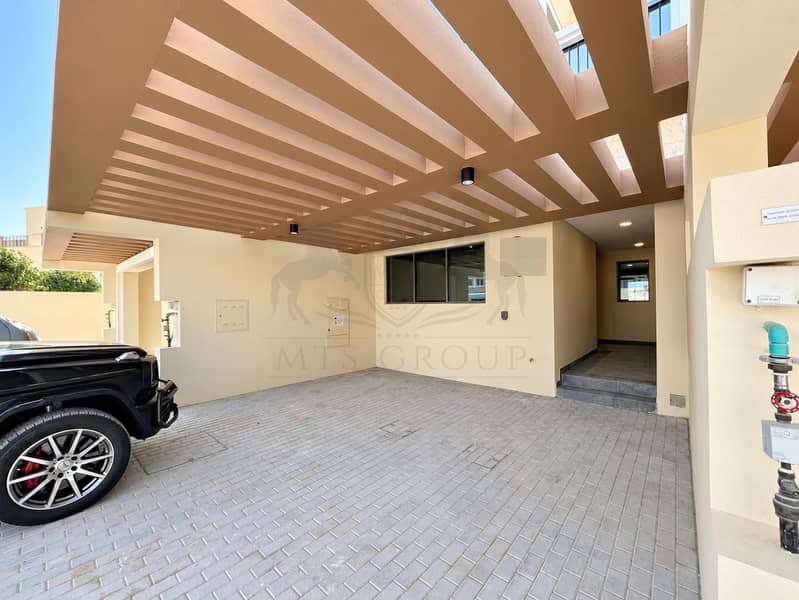 12 Modern Townhouse Carport Entrance. png