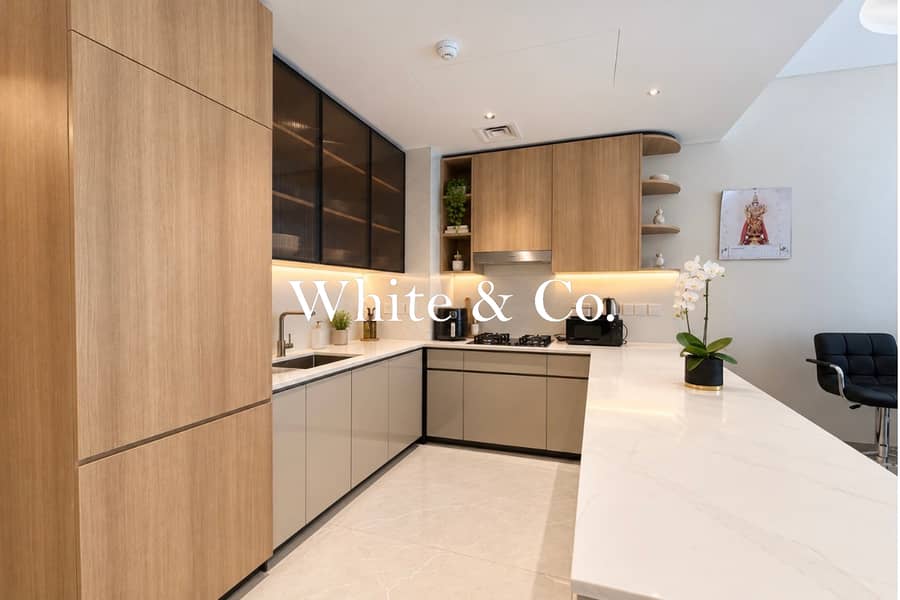 Luxury Furnished | Pool View Amazing Price Luxury Furnished | Pool View Amazing Price