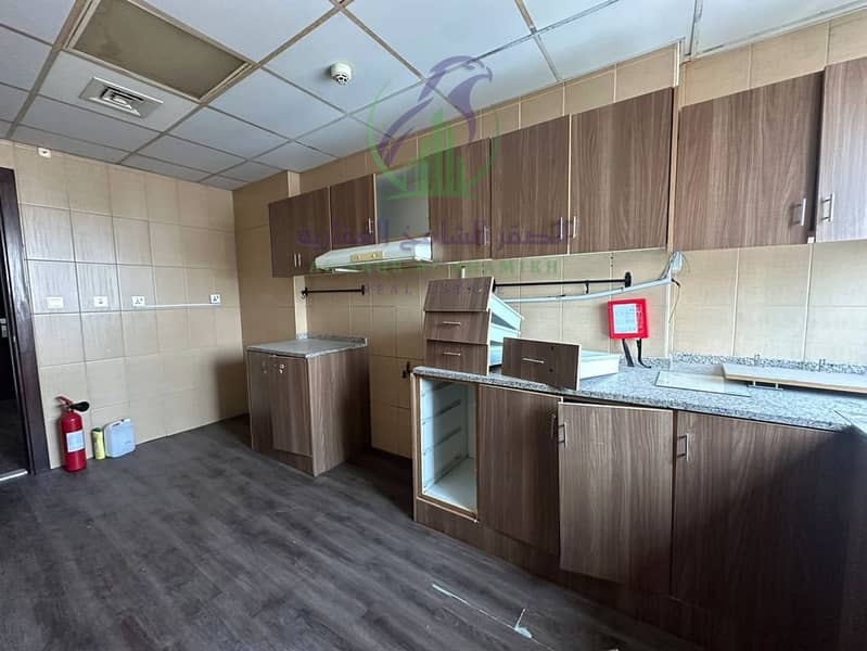 11 shqa-for-rent-3-bedroom-altaawn-alsharqh-property-05. jpg