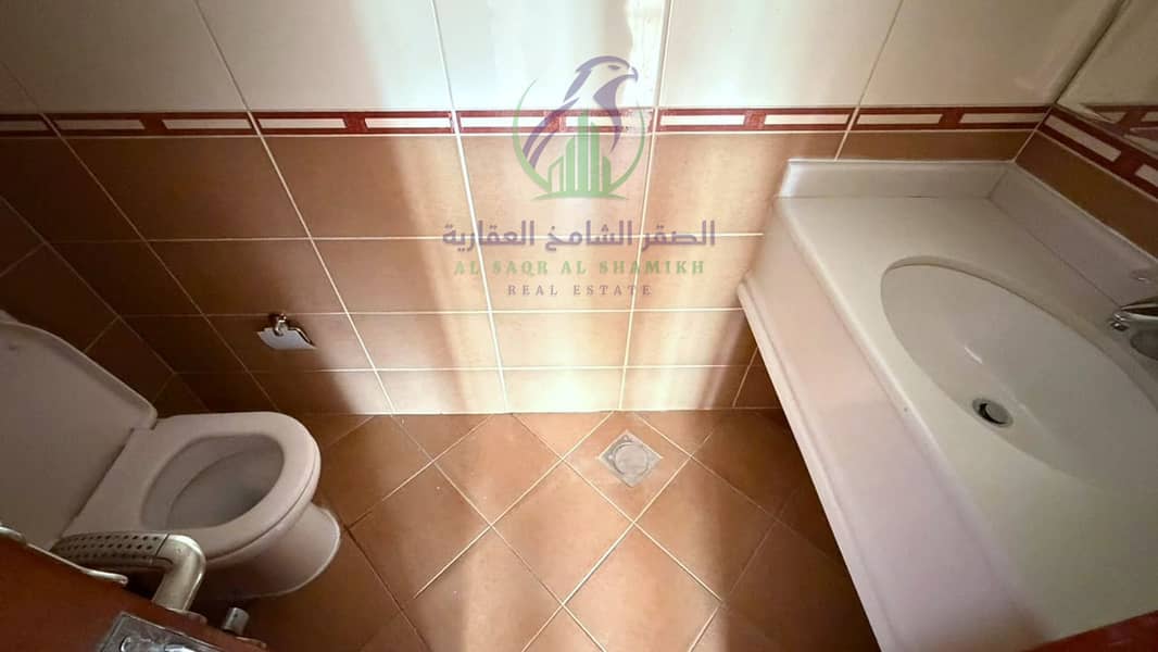 27 apartment-for-rent-4-bedroom-almjaz3-alsharqh-bathroom-28. jpg