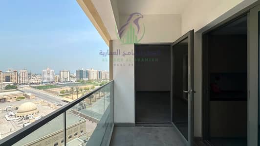3 Slaapkamers Appartement te Huur in Al Majaz, Sharjah - apartment-for-rent-3-bedroom-almjaz3-alsharqa-property-06. jpg 3 Slaapkamers Appartement te Huur in Al Majaz, Sharjah - apartment-for-rent-3-bedroom-almjaz3-alsharqa-property-06. jpg