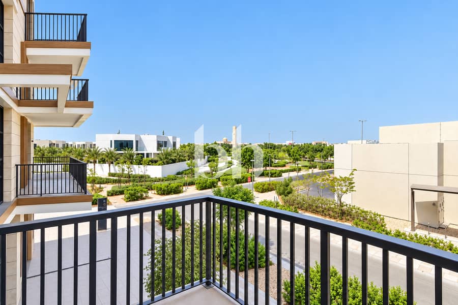 8 Levelledrealestateinteriorview 15