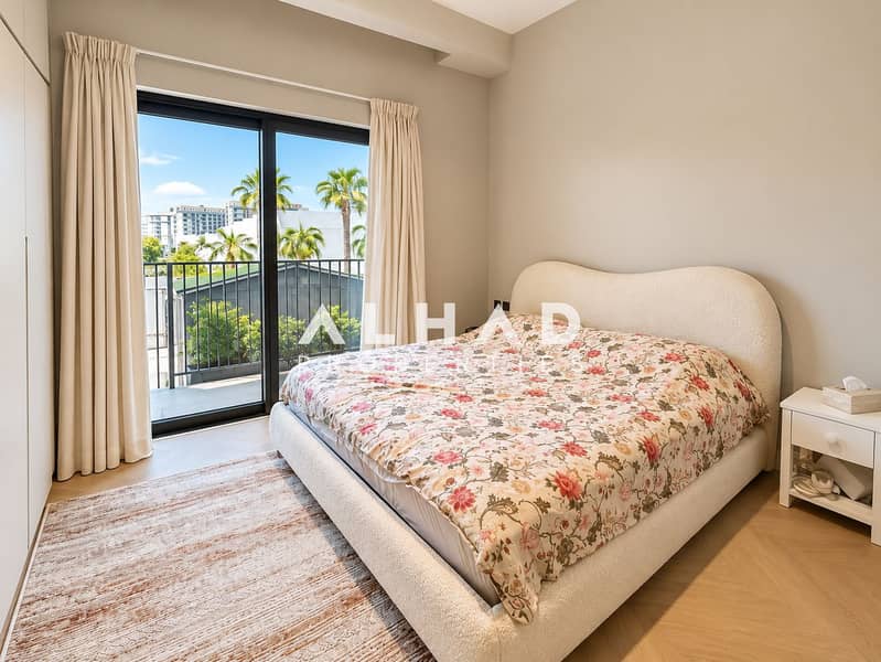 6 Bright Minimalist Bedroom with Floral Bedding. png