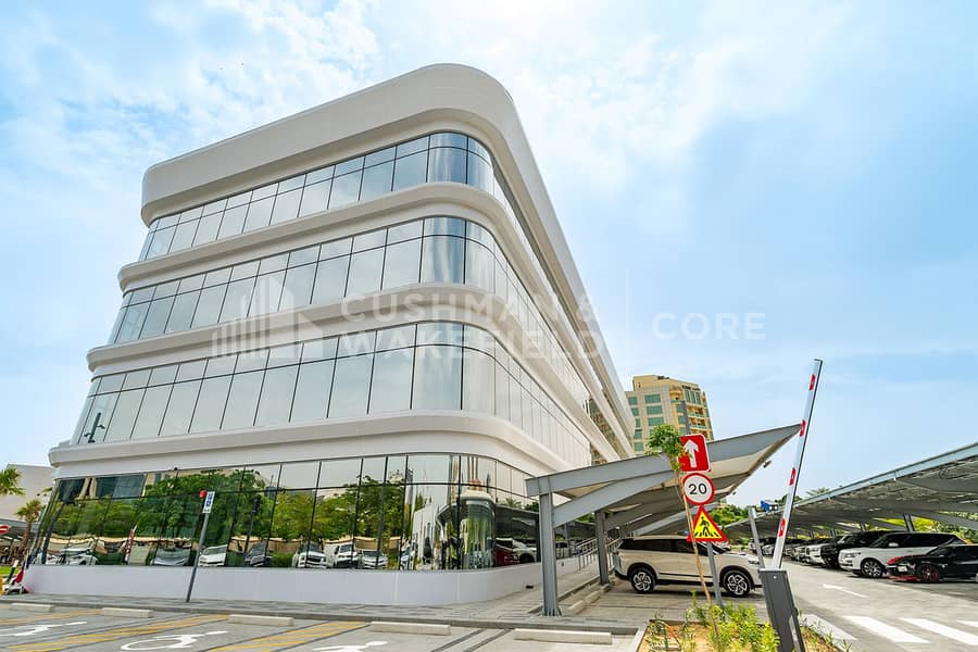 8 TechnoHub4-32. jpg