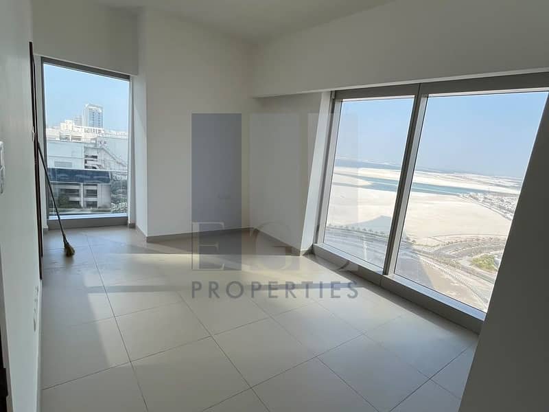 Luxurious 2BD | Prime Location | Partial Sea View Luxurious 2BD | Prime Location | Partial Sea View