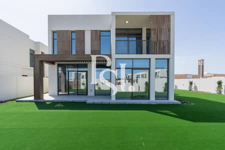4 Bedroom Villa for Sale in Al Jubail Island, Abu Dhabi - Single Corner | Biggest Plot | Landscaped Garden | Upgraded Villa | Executive 4 Bedroom Villa for Sale in Al Jubail Island, Abu Dhabi - Single Corner | Biggest Plot | Landscaped Garden | Upgraded Villa | Executive