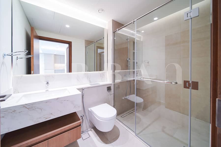 14 ADU01014. jpg