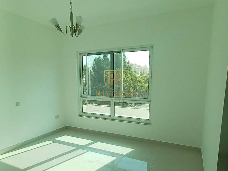 2 WhatsApp Image 2026-10-12 at 19.03. 11 (2). jpeg