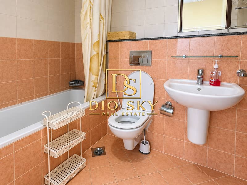 5 Image 5
