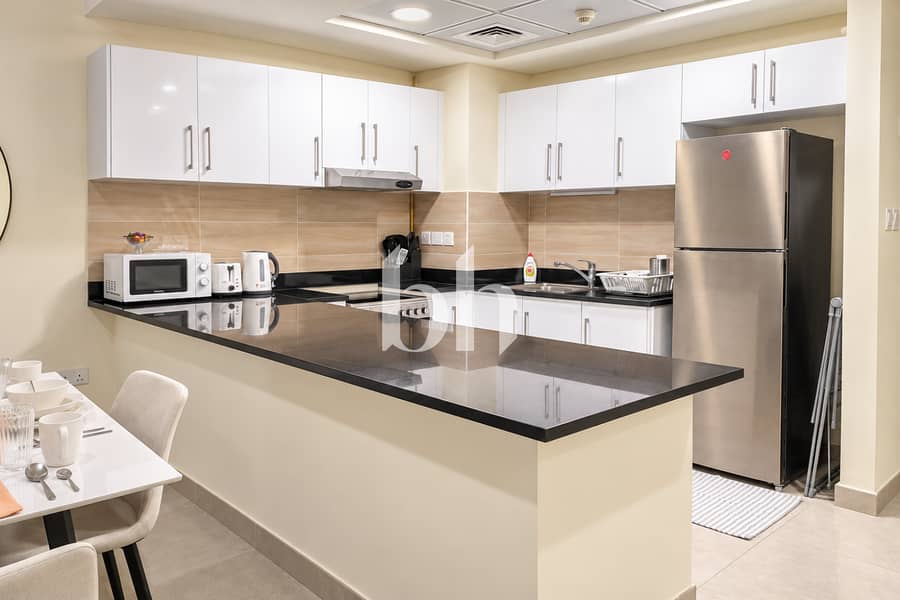 9 Bright Tidy Furnished Home Interior 12