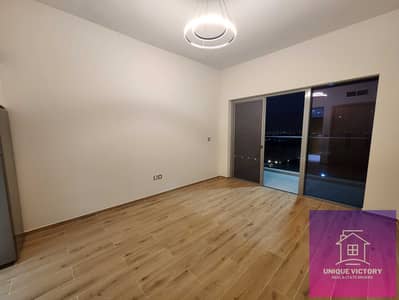 Estudio para en Alquiler en Downtown Jebel Ali, Dubai - 20230912_185327. jpg