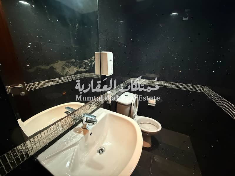 19 AlNaemToer201JPG015fawaz. jpg