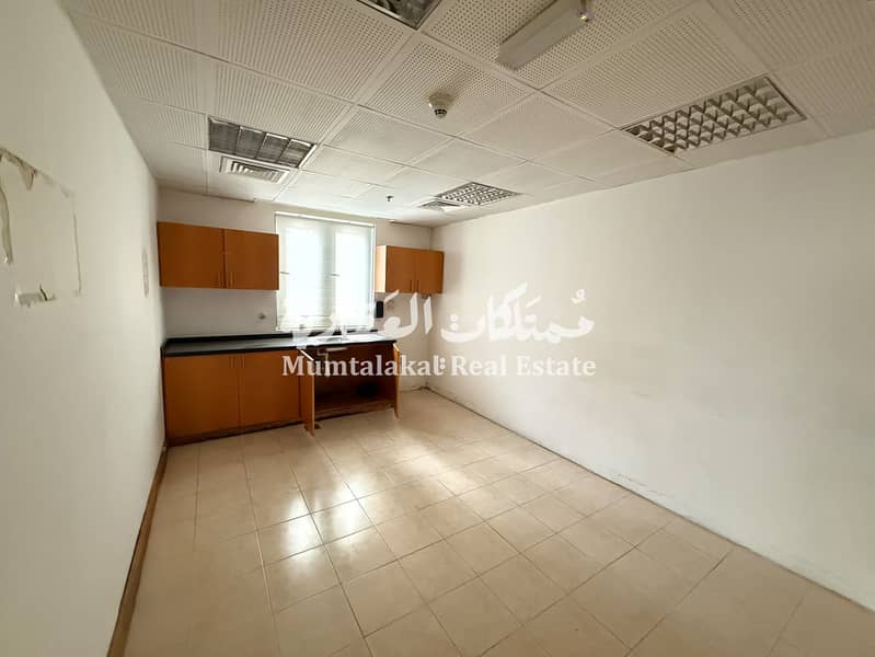 20 AlNaemToer201JPG017fawaz. jpg