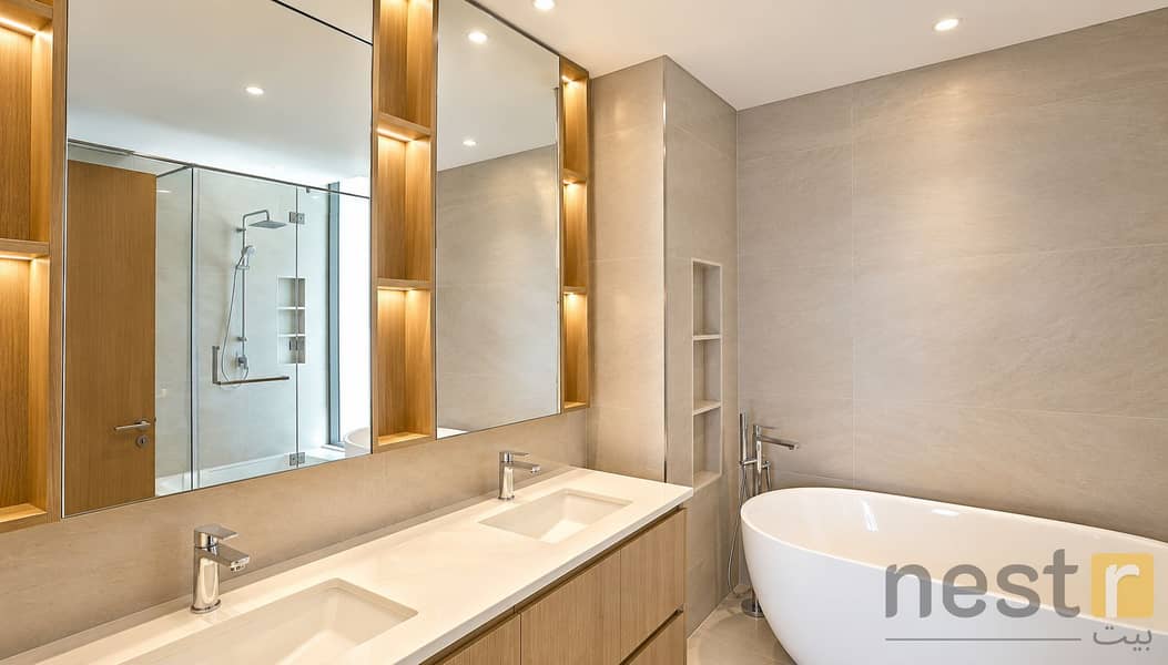 16 Modern Minimalist Spa Bathroom. png