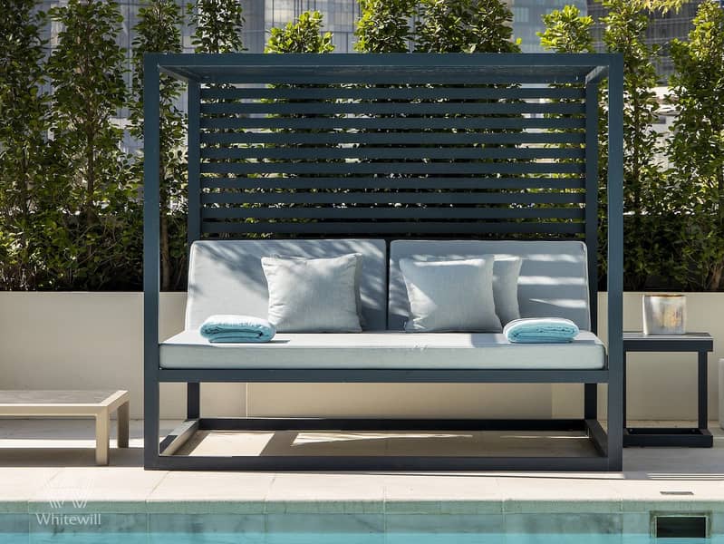 30 1678796633_The_Opus_by_OMNIYAT_Pool_Cabana. jpg