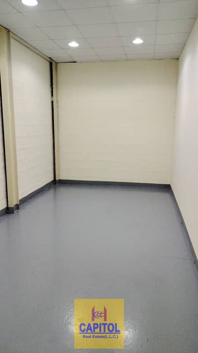 Warehouse te Huur in Al Quoz, Dubai - VAQ3G3B. . jpeg Warehouse te Huur in Al Quoz, Dubai - VAQ3G3B. . jpeg