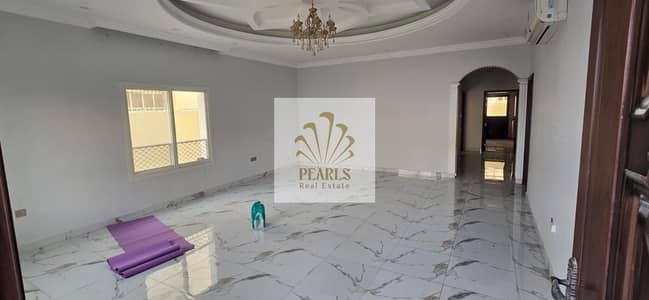5 Schlafzimmer Villa zum Miete in Al Mowaihat, Ajman - WhatsApp Image 2026-10-12 at 2.53. 43 PM (1). jpeg 5 Schlafzimmer Villa zum Miete in Al Mowaihat, Ajman - WhatsApp Image 2026-10-12 at 2.53. 43 PM (1). jpeg