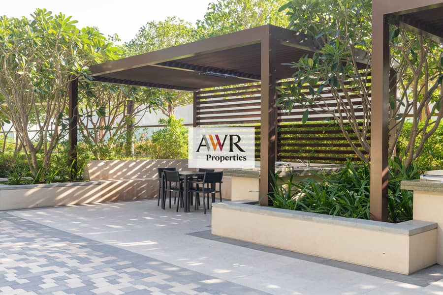22 AWR-M-Square-364. jpg