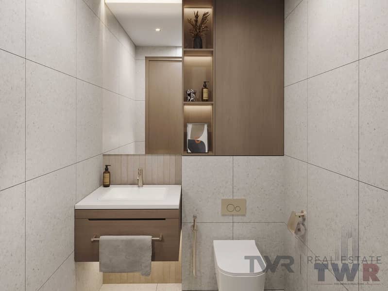 4 Image 4
