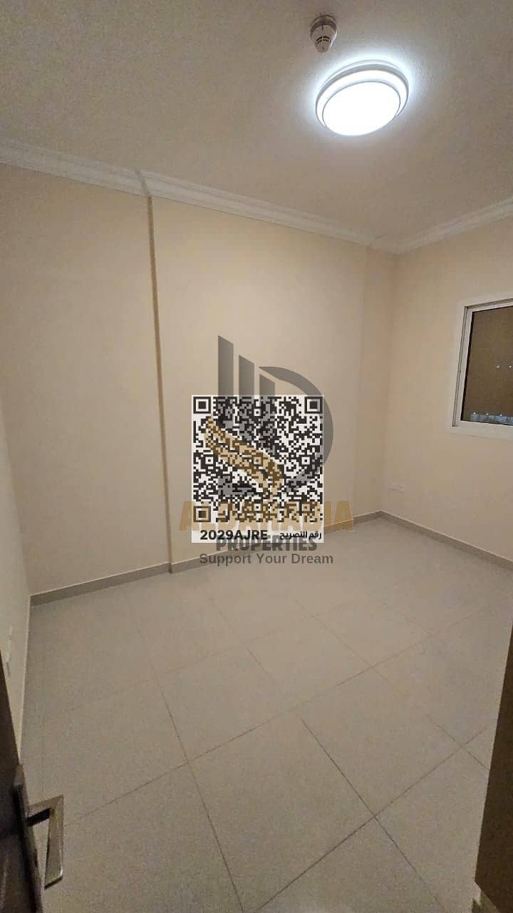 10 57ecab3a-8811-461b-8c30-478a83f5e0dc. jpg