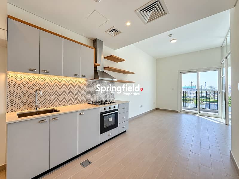Spacious 1 BR | Big Layout | 4 Cheques Spacious 1 BR | Big Layout | 4 Cheques