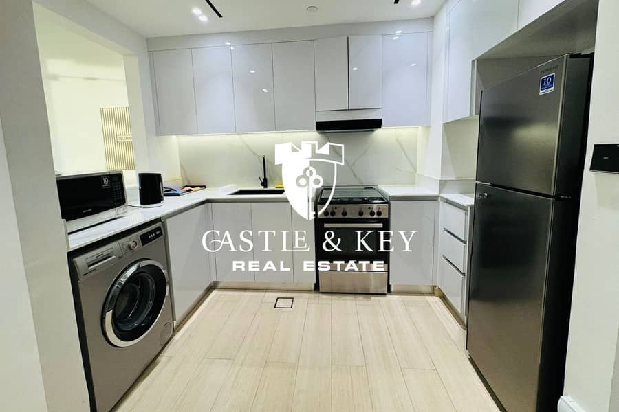 6 Kitchen 1. jpeg