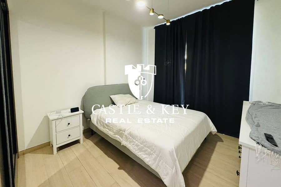 8 Bedroom 1. jpeg