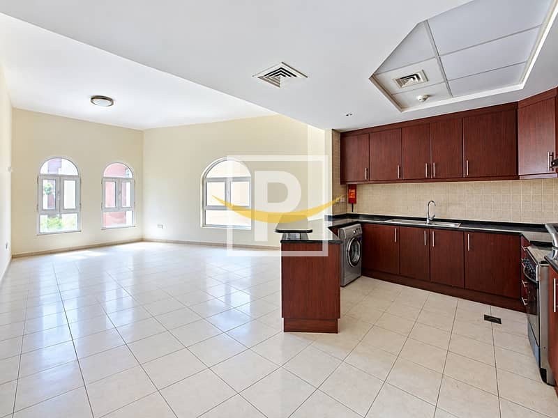 Super Spacious | Unfurnished | Prime Location Super Spacious | Unfurnished | Prime Location