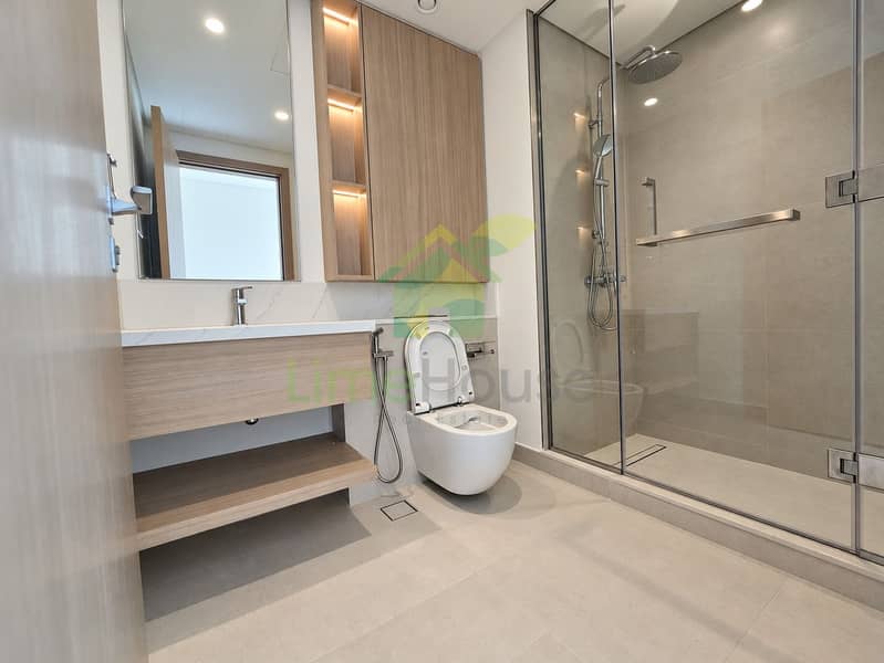 9 09-dubai-rosa-arabian-ranches-4-bedroom-corner-townhouse-bathroom-01. jpg