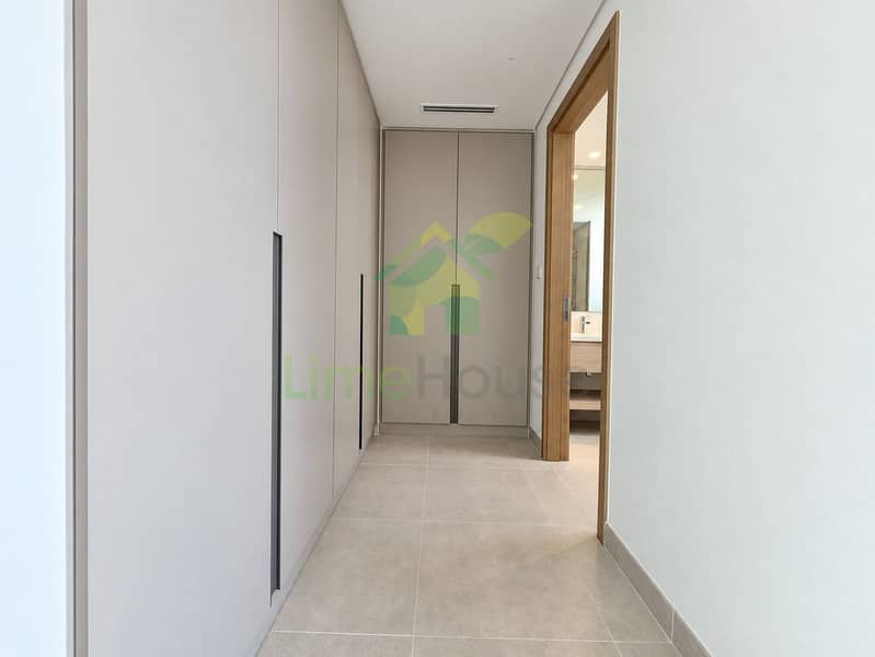 14 14-dubai-rosa-arabian-ranches-4-bedroom-corner-townhouse-hallway. jpg